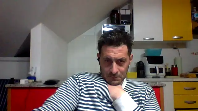 Snapshot of colosone chatting on 03/21/26, 09:07 colosone online show from 03/21/26, 09:07