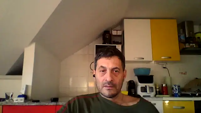 Snapshot of colosone chatting on 03/24/26, 06:07 colosone online show from 03/24/26, 06:07