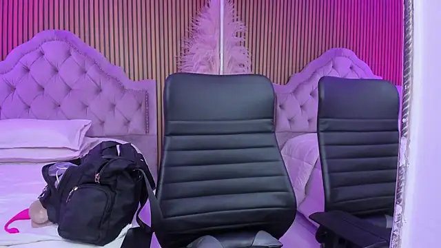 Violett hott  online show from 03/09/26, 12:42