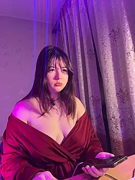 Snapshot of VertaLin chatting on 01/08/26, 05:48 VertaLin online show from 01/08/26, 05:48