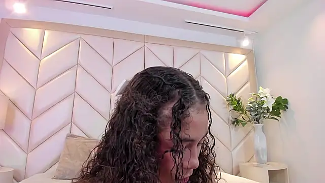 CamilaCastillo online show from 03/11/26, 07:42