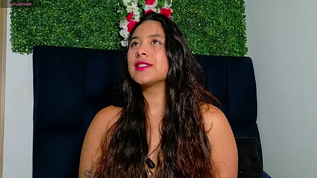 AnnaSmiles online show from 04/16/26, 06:09