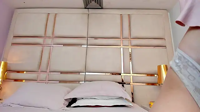 VictoriaGarret online show from 03/15/26, 01:28