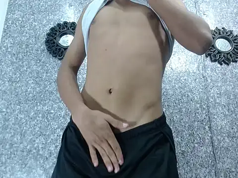 Snapshot of edi_stwix18 chatting on 01/15/26, 04:22 edi stwix18 online show from 01/15/26, 04:22