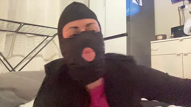 Cagnolinagolosa online show from 01/12/26, 09:53