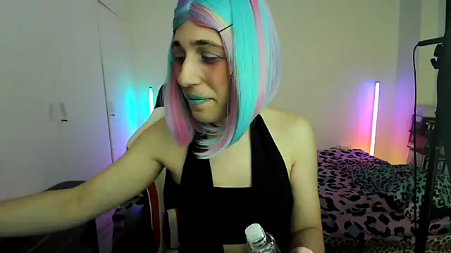 HoneyValentine online show from 03/21/26, 09:51