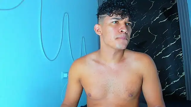 jamescurly00 online show from 01/19/26, 01:20