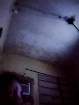 Snapshot of Elmartillo20 chatting on 01/08/26, 03:42 Elmartillo20 online show from 01/08/26, 03:42