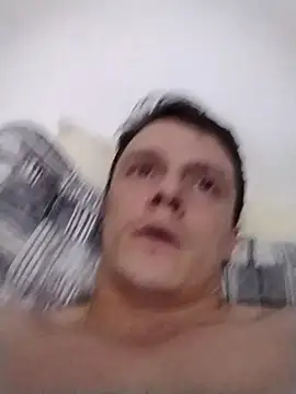 RAFAELQUINTEROSCAVALHEI online show from 02/03/26, 01:37