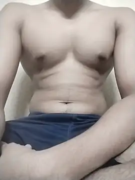 Snapshot of desiBig_dick chatting on 06/29/26, 11:32 desiBig dick online show from 06/29/26, 11:32