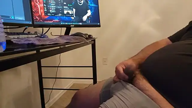 Snapshot of alexandercubo chatting on 01/15/26, 07:13 alexandercubo online show from 01/15/26, 07:13