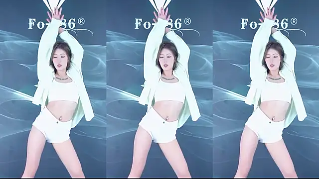 Snapshot of FO-686- chatting on 02/26/26, 06:18 FO-686- online show from 02/26/26, 06:18