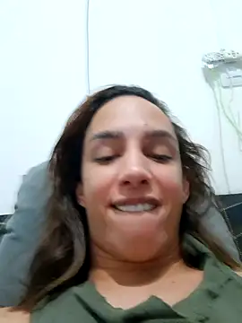 ofjuliaa online show from 03/16/26, 10:03