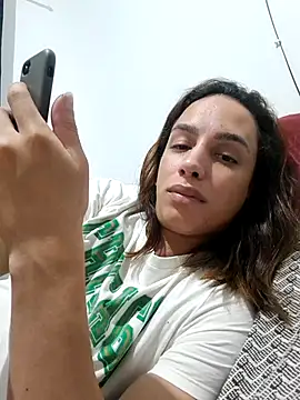 ofjuliaa online show from 04/12/26, 07:13