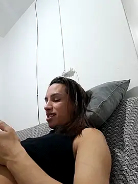 ofjuliaa online show from 05/28/26, 02:20