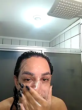 Snapshot of ofjuliaa chatting on 06/29/26, 04:18 ofjuliaa online show from 06/29/26, 04:18