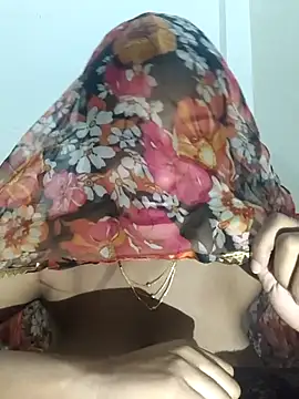 Snapshot of Naughty_Bitchh chatting on 01/11/26, 08:47 Naughty Bitchh online show from 01/11/26, 08:47