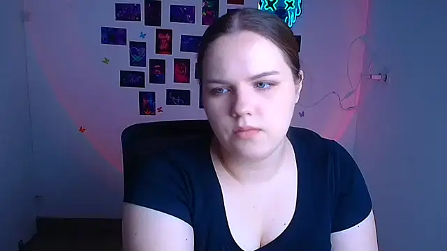 Kitty Mia Kitty online show from 04/14/26, 05:46