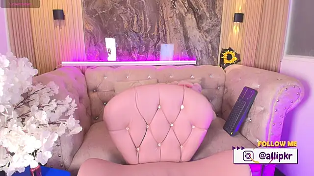 Allison Parker1  online show from 04/09/26, 12:21