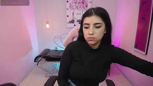 Adri gomez x online show from 04/17/26, 11:57