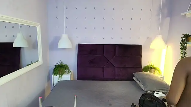 Yasminbrattz online show from 05/16/26, 11:31