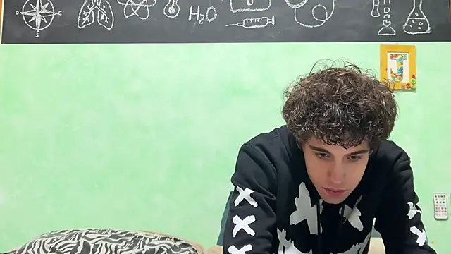 Snapshot of solo_deviz chatting on 01/06/26, 05:38 solo deviz online show from 01/06/26, 05:38