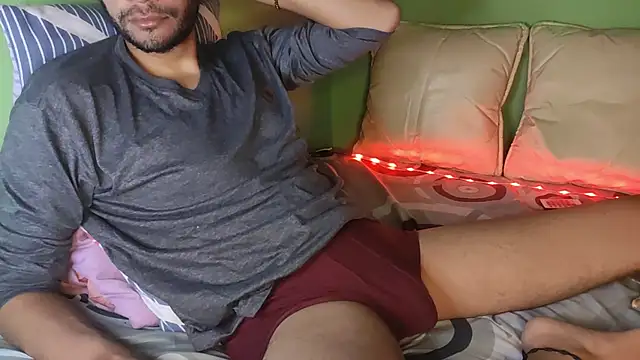 Taylor Blaze94 online show from 02/12/26, 01:33