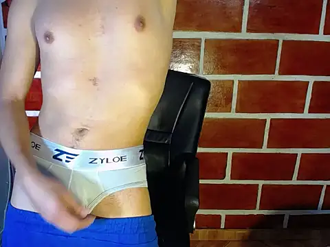 thomson maxxi online show from 01/06/26, 07:39