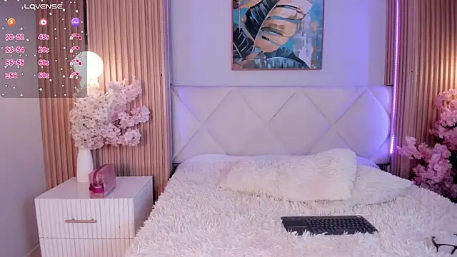 Amelia Roux online show from 02/23/26, 08:06