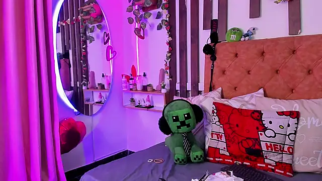 MeowMota  online show from 03/21/26, 06:11