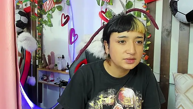 MeowMota  online show from 07/12/26, 04:53