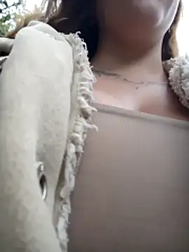 ISABELLA-01  online show from 02/15/26, 09:33