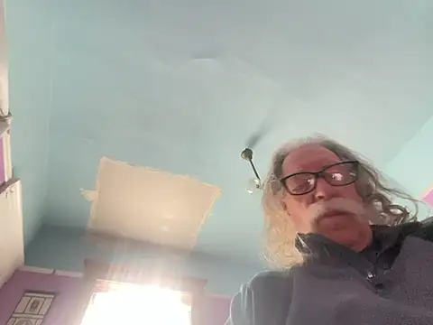 LickYourYoni online show from 02/19/26, 08:38