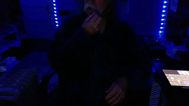 LickYourYoni online show from 04/02/26, 01:42