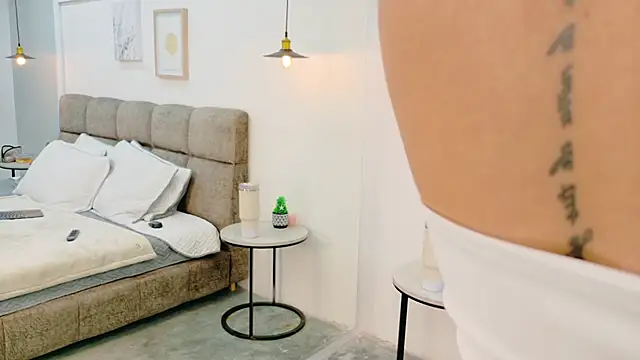 AlmaRose  online show from 05/26/26, 01:07