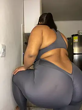 NataliaMillers online show from 06/18/26, 03:07