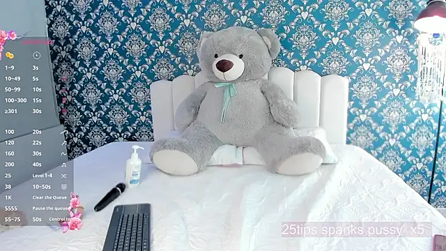 Chaotic star online show from 02/13/26, 03:35