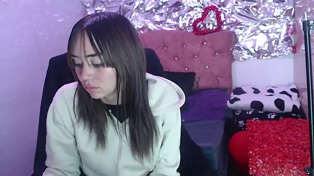 Snapshot of sofiaspring chatting on 03/04/26, 06:36 sofiaspring online show from 03/04/26, 06:36