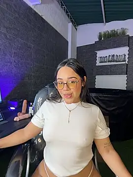 FireDollx online show from 03/10/26, 04:50