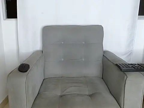 Snapshot of dani_sex1_ chatting on 06/16/26, 02:36 dani sex1 online show from 06/16/26, 02:36
