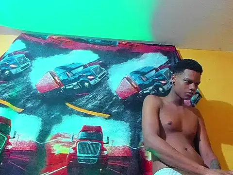 aunstin mohamme online show from 02/10/26, 04:38