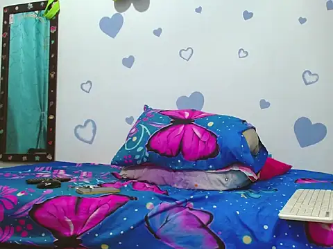 Snapshot of sofia_carol chatting on 06/20/26, 12:58 sofia carol online show from 06/20/26, 12:58