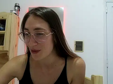 Noracherry online show from 02/24/26, 10:08