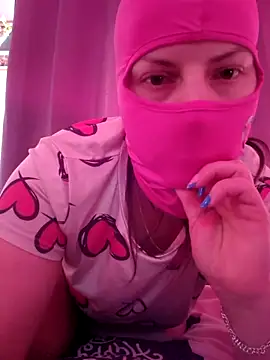 Snapshot of Divana2000 chatting on 03/02/26, 08:32 Divana2000 online show from 03/02/26, 08:32