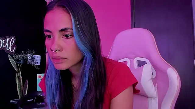 azula lillet online show from 02/20/26, 03:56