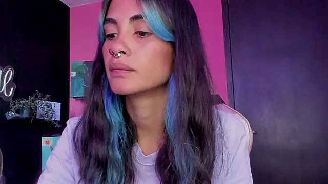 azula lillet online show from 03/02/26, 08:48