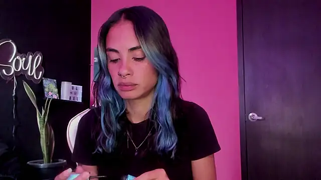 azula lillet online show from 04/16/26, 01:45