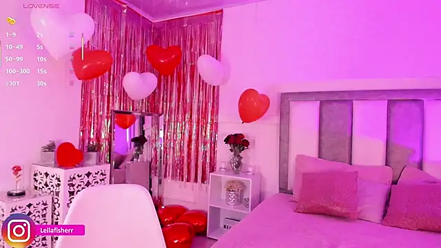 Leilafisherr online show from 02/15/26, 10:06