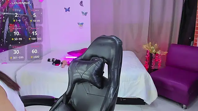 lune rose online show from 02/26/26, 01:15