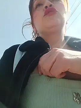 Alejandra N online show from 03/26/26, 02:11